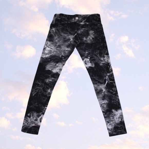 Marble Pattern Athletic Leggings - Picture 2 of 2